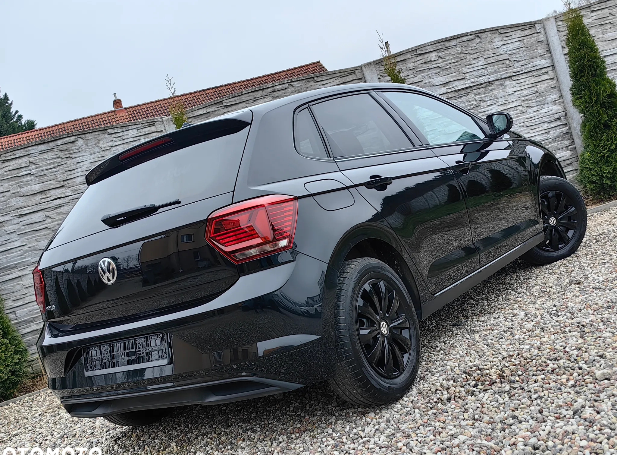 Volkswagen Polo cena 32900 przebieg: 112000, rok produkcji 2018 z Dąbrowa Górnicza małe 742